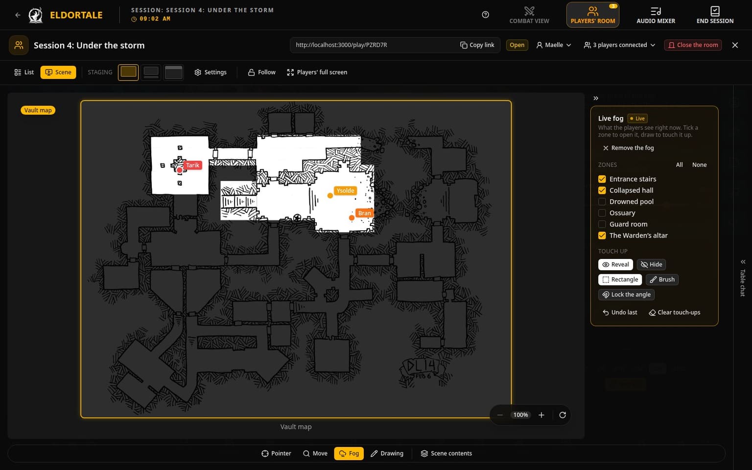 The players' room as the GM sees it: the vault map under a see-through fog, two rooms opened, the three players' pointers and the zone panel.